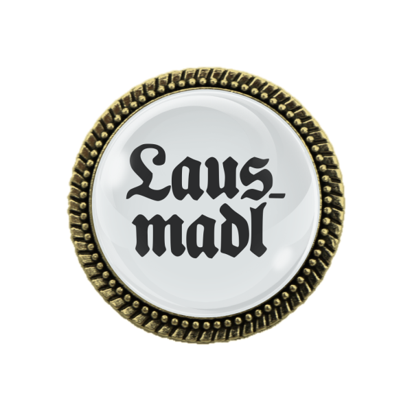 Detailansicht der Lausmadl-Brosche in Bronze für jedes Volksfest